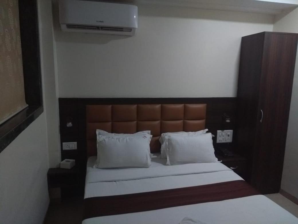 Fabhotel Galaxy Suite 孟买 外观 照片