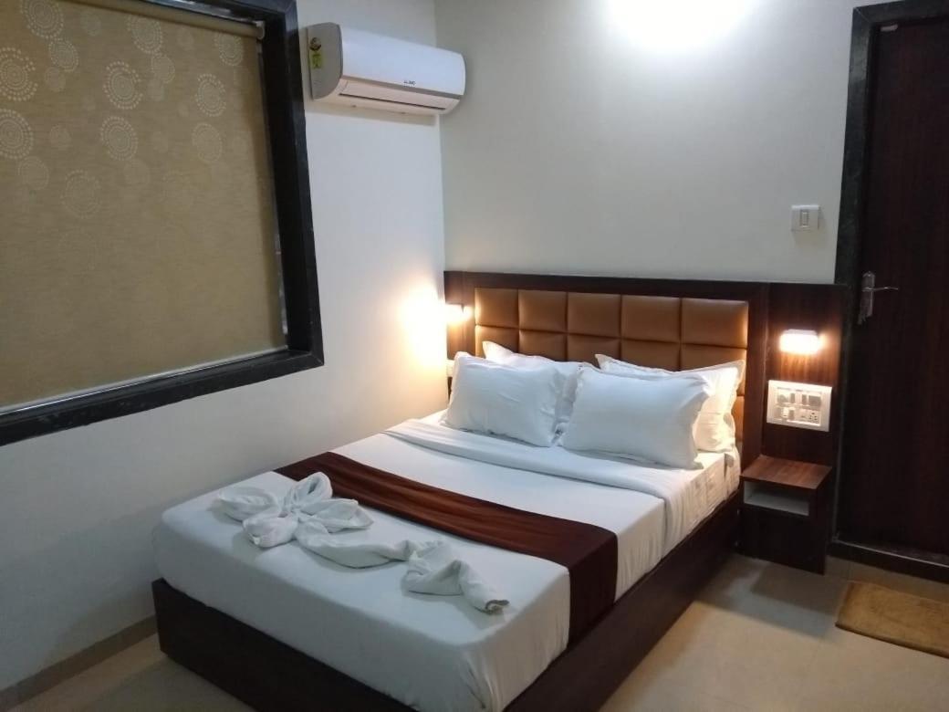 Fabhotel Galaxy Suite 孟买 外观 照片