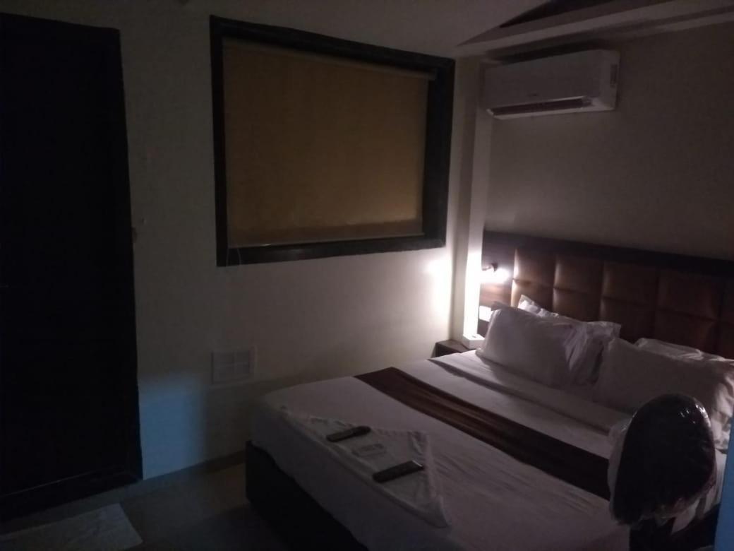 Fabhotel Galaxy Suite 孟买 外观 照片